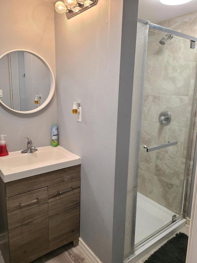 Downtown Ottawa Spacious Room Accommodation Extérieur photo
