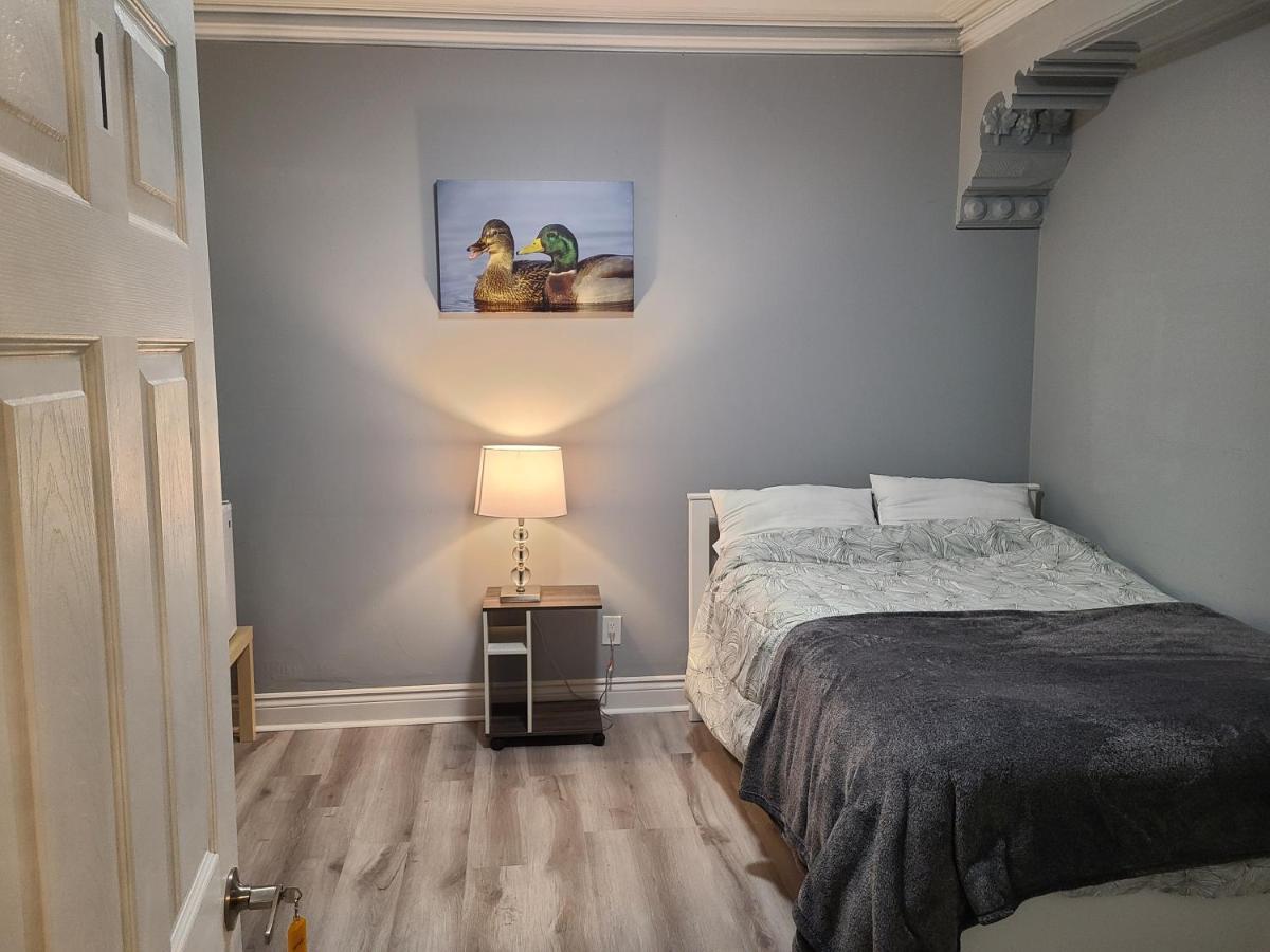 Downtown Ottawa Spacious Room Accommodation Extérieur photo